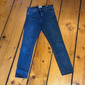 Perfect Skinny Jeans for Petite Person